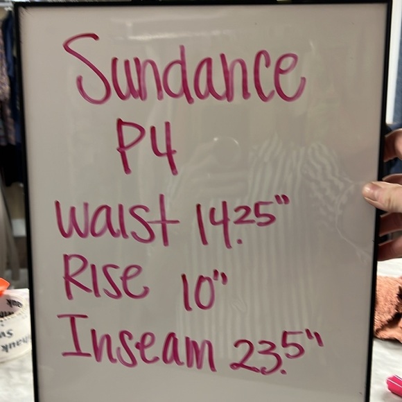 Sundance Vivant Cream Taupe Camo Print Floral Embroidered Jogger Pant Size P/4 - Picture 14 of 16